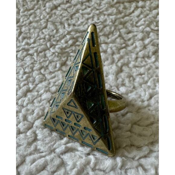 Bronze Tribal Pyramid Geometrical ring. - Picture 5 of 8